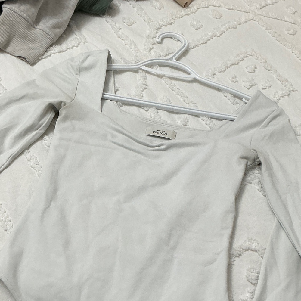Aritzia white Long Sleeve Bodysuit